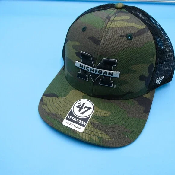 '47 Brand U of M Hat Mens Green Camo Trucker Snapback Cap Michigan Wolverines - Picture 2 of 8